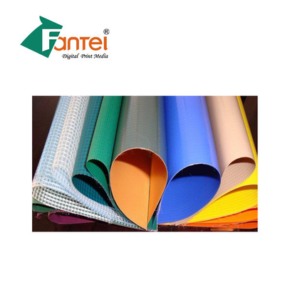 Bahan Terpal Dilapisi PVC Tahan Api 580gsm 18OZ