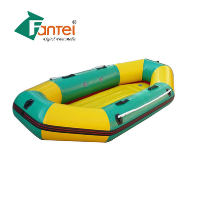 Kain Tenda Poliester PVC 680gsm Tahan Air Mata Untuk Penutup Truk