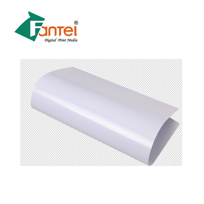Spanduk Laminasi Panas ISO Outdoor, Bahan Spanduk lampu latar Tahan Aning